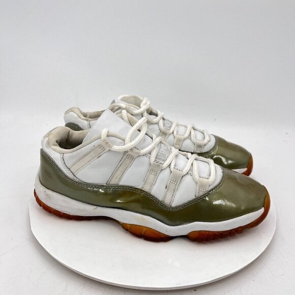 Vintage Nike Air Jordan XI R Women Size 10 833001-102 White Shoes Made In China - Picture 4 of 13